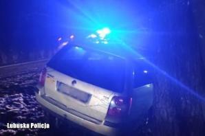 Mając ponad 3 promile obywatel Ukrainy rozbił samochód. Jazda pijanego kierowcy mogła skończyć się tragicznie