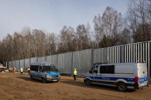 [VIDEO] Powstaje zapora na granicy polsko-białoruskiej