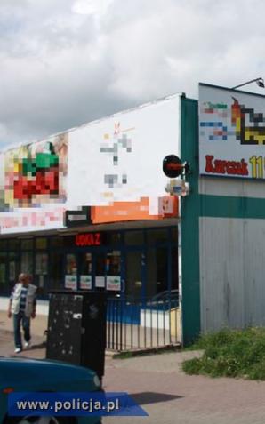 Skradzione 300 tysięcy złotych schował w słupie ogłoszeniowym! 