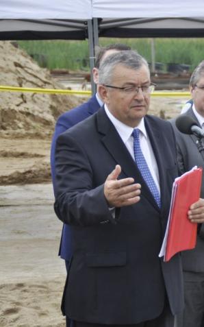 [VIDEO] Minister infrastruktury wizytuje powstającą „drogę życia” w Zachodniopomorskim! 